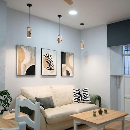 Apartamentos Alfaqueque B Sevilla Eksteriør bilde