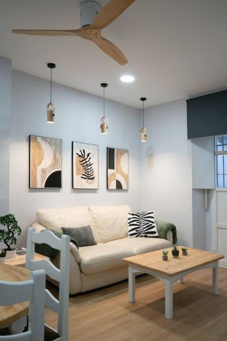 Apartamentos Alfaqueque B Sevilla Eksteriør bilde